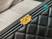 Chanel Classic Clutch In Carviar 28 x 20 x 2 cm - 5
