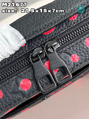 Louis Vuitton x YK Handle Soft Trunk Taurillon Monogram Embossed Leather 21.5x15x7cm - 4