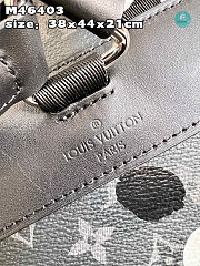 Louis Vuitton x Yayoi Kusama Christopher MM Monogram Eclipse Black/Silver 38x44x21cm  - 2
