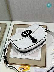 Christian Dior Calfskin Perforated Oblique Medium Bobby Flap White Black 23×18×7 cm  - 4