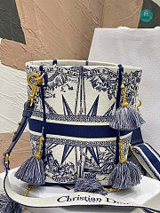 Dior D-BUBBLE BUCKET BAG Blue Multicolor Rêve d'Infini Embroidery 16x25x16cm - 3