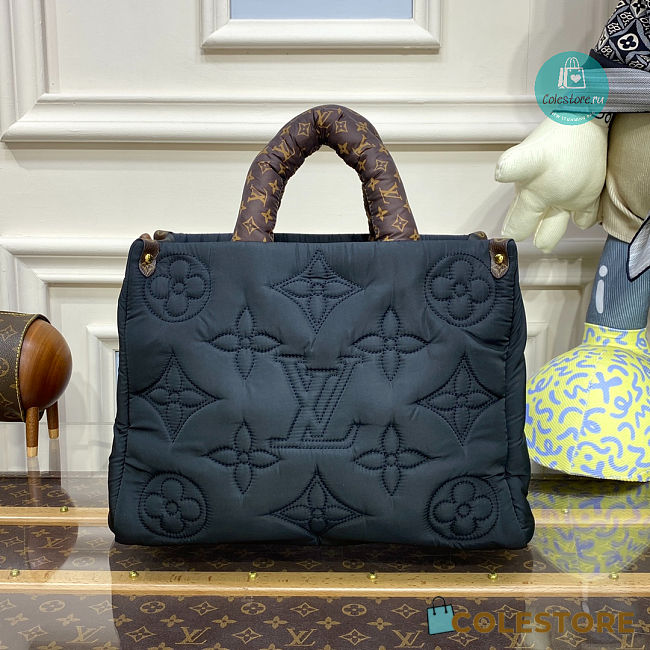 Louis Vuitton Econyl Onthego MM Pillow Black Bag Puffer Giant Flower Monogram 34x26x13cm - 1