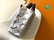Louis Vuitton Econyl Onthego MM Pillow Silver Bag Puffer Giant Flower Monogram 34x26x13cm - 5