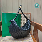BOTTEGA VENETA Medium Turn Pouch in Intrecciato Leather Black 40x1x24cm - 4
