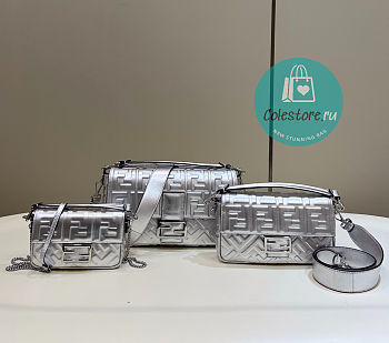 Fendi Silver Metallic Nappa Embossed Baguette Large Argento/Palladio 27x5x15cm