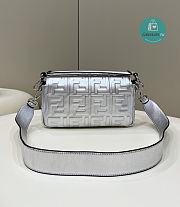Fendi Silver Metallic Nappa Embossed Baguette Large Argento/Palladio 27x5x15cm - 6