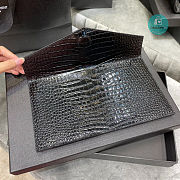 YSL UPTOWN POUCH IN CROCODILE-EMBOSSED SHINY LEATHER 27×16×2CM  - 4
