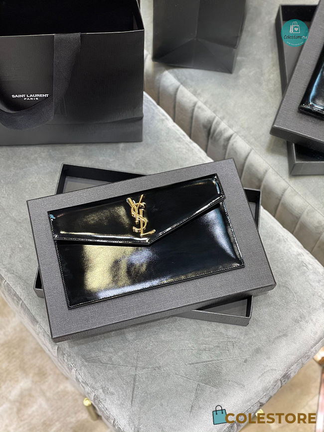 YSL Uptown Pouch In Black Smooth Leather 27×16×2 CM - 1