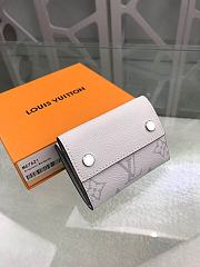  Louis Vuitton Discovery Compact Wallet 9.7 x 7.0 x 2.0 cm - 4