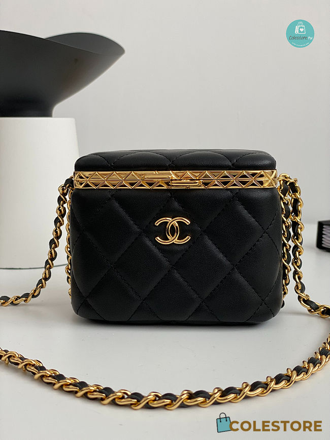 Chanel Lock Frame Vanity Case with Chain Quilted Lambskin Small Black 11x9x7.5cm - 1