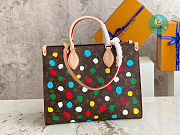 Louis Vuitton The LVxYK OnTheGo MM 35 x 27 x 14 cm - 4