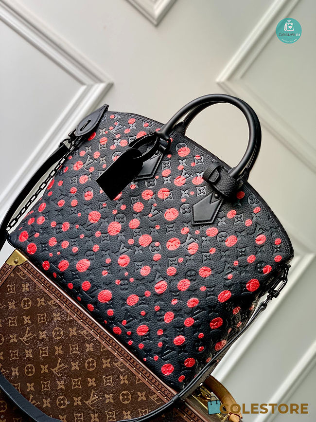 Louis Vuitton Lock It LV x YK bag 44 x 34 x 16 cm - 1