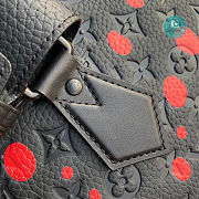 Louis Vuitton Lock It LV x YK bag 44 x 34 x 16 cm - 5