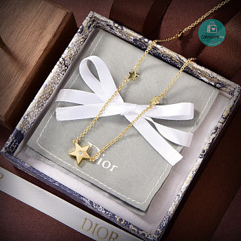 Dior Five-pointed Star Necklace 