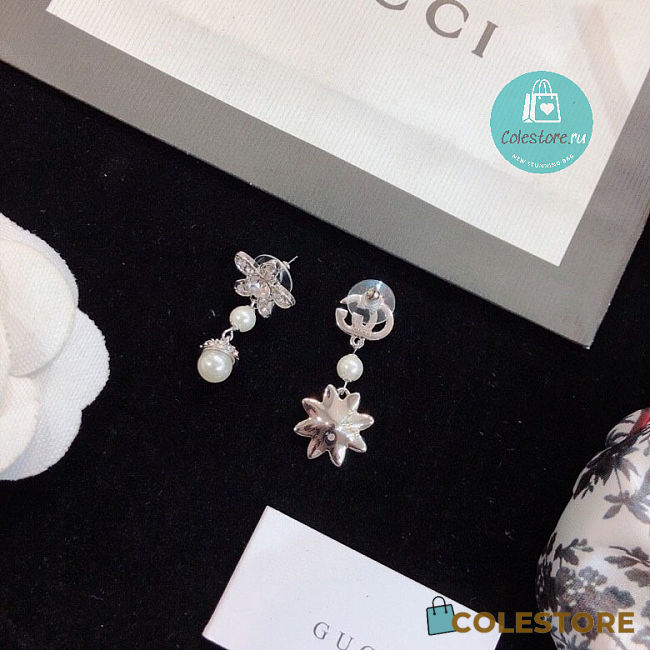 Gucci Pearl with Flower GG Crystal Earrings - 1