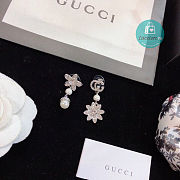 Gucci Pearl with Flower GG Crystal Earrings - 5