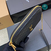 YSL Gaby Chain Pouch in Quilted Lambskin Black 13x9x3.5cm - 6