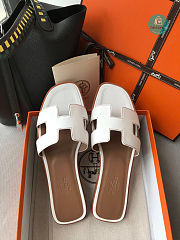 Hermès Oran White Brow Sandals  - 6