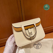Hermes Halzan 25 In Off-White 25cm - 1