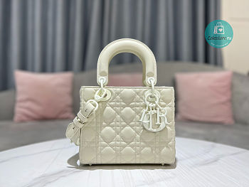 Medium Lady Dior Latte Uramatte Cannage Calfskin In Full White 20cm 