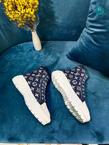 Louis Vuitton Squad Sneaker Boot In Blue