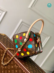 Louis Vuitton LV x YK Square Handbag 16 x 16 x 16 cm - 4