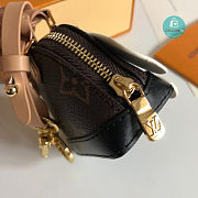 Louis Vuitton Alma Mini bag Key Chain - 6