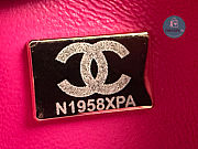 Colestore Chanel Tweed Reissue Flap bag In Pink 20cm - 4