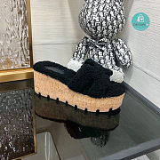 Hermes Eze Wedge Sandals In Shearling Black - 2