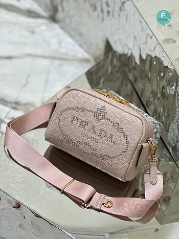 Prada Bag In Textured Leather in Pink 20.5x13x8.5cm