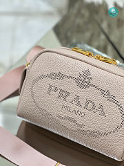 Prada Bag In Textured Leather in Pink 20.5x13x8.5cm - 2