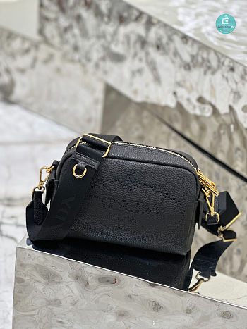 Prada Bag In Textured Leather in Black 20.5x13x8.5cm