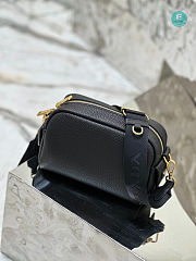 Prada Bag In Textured Leather in Black 20.5x13x8.5cm - 3