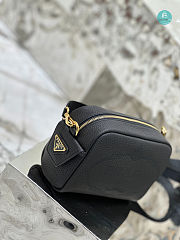 Prada Bag In Textured Leather in Black 20.5x13x8.5cm - 4