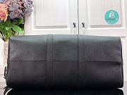 Louis Vuitton Keepall Bandoulière 50 Taiga Leather In Black 50 x 29 x 23 cm - 4