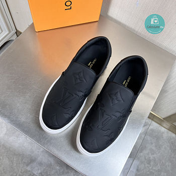 Louis Vuitton Beverly Hills Slip-on In Black 