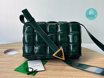Bottega Veneta Padded Cassette Green 26x18x8 cm