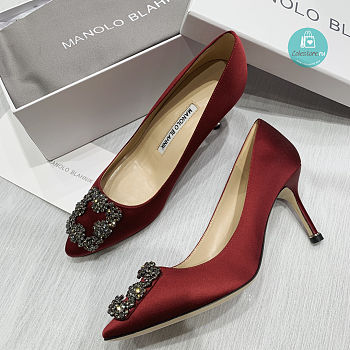 Manolo Blahnik Manolo Blahnik Hangisi Pumps In Red 7cm