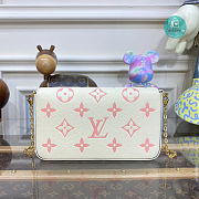 Louis Vuitton Pochette Félicie bag Cream/Pink Trianon 21x12x3cm - 6