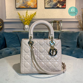 MEDIUM LADY DIOR BAG Powder Pink Cannage Lambskin 24 x 20 x 11 cm