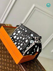 Louis Vuitton LV x YK Multi Pochette Accessoires  25x14.5x4.5 cm - 6