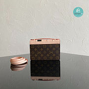 Louis Vuitton Book Chain Wallet Monogram Reverse Pink 20 x 14 x 4 cm - 3