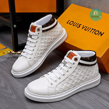 Louis Vuitton High Top In Monogram White Sneakers