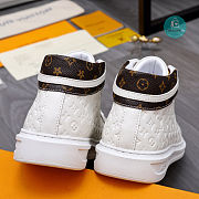 Louis Vuitton High Top In Monogram White Sneakers - 6