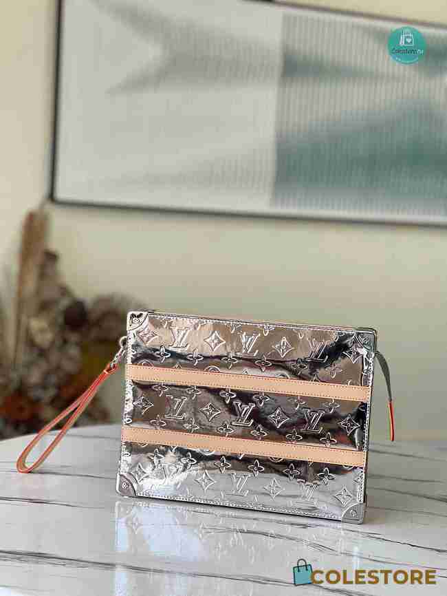 Louis Vuitton Trunk Pouch Silver/Gray 28 x 21 x 3.5 cm - 1