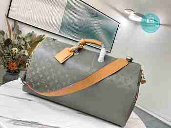 LOUIS VUITTON KEEPALL BANDOULIERE 50 TITANIUM 50x29x23 cm
