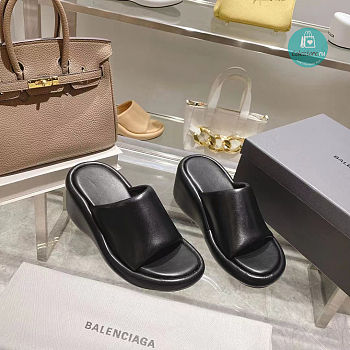 Balenciaga Rise Wedge In Black 