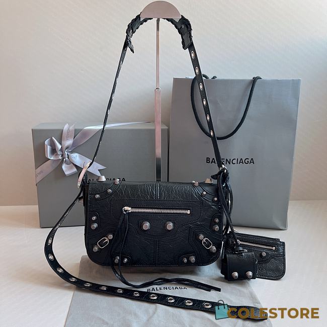 Colestore BALENCIAGA Le Cagole Men XS Flap Bag 16x5X20cm - 1