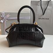 Colestore Balenciaga Women's Black 'editor Small' Shoulder Bag 27x15.5x11cm - 2