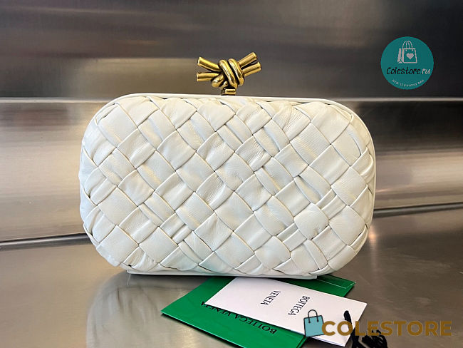 Bottega Veneta Off White Knot Clutch Bag M9988 19x11.5x5cm - 1